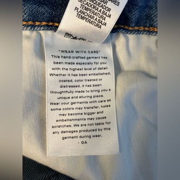 Good American Denim Bermuda Shorts Cut-Offs 4/27 - Picture 8 of 8